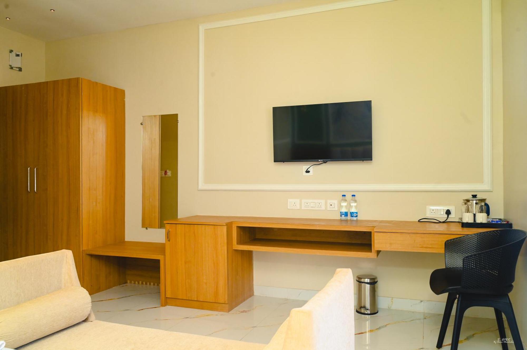 Morjim Beach Villa ภายนอก รูปภาพ