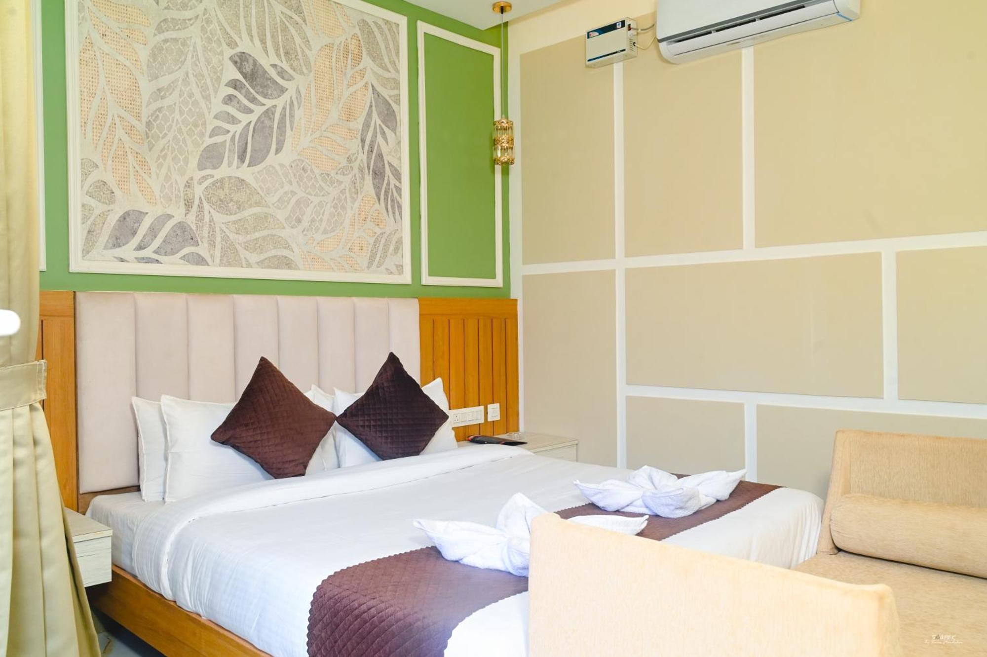 Morjim Beach Villa ภายนอก รูปภาพ