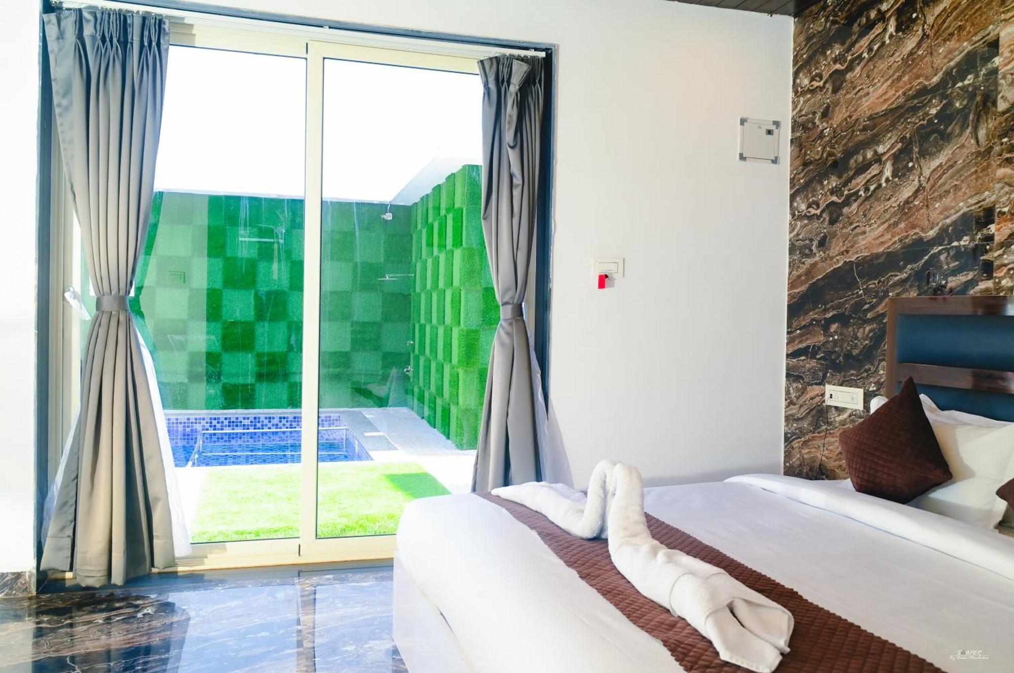 Morjim Beach Villa ภายนอก รูปภาพ